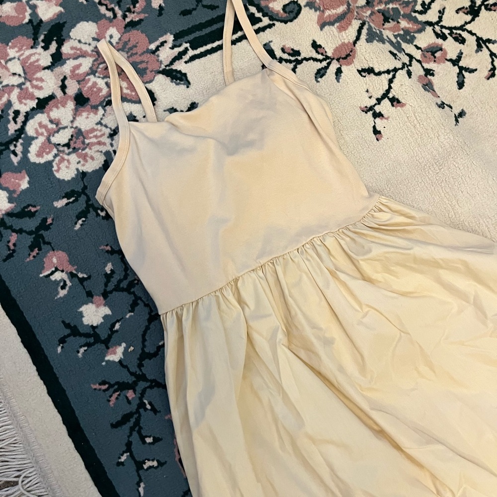 Uniqlo maxi dress with built-in bra sz small